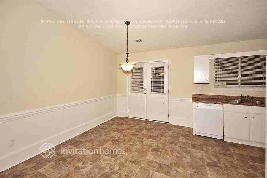 5155 Sugar Crest Dr - Photo 5 of 18