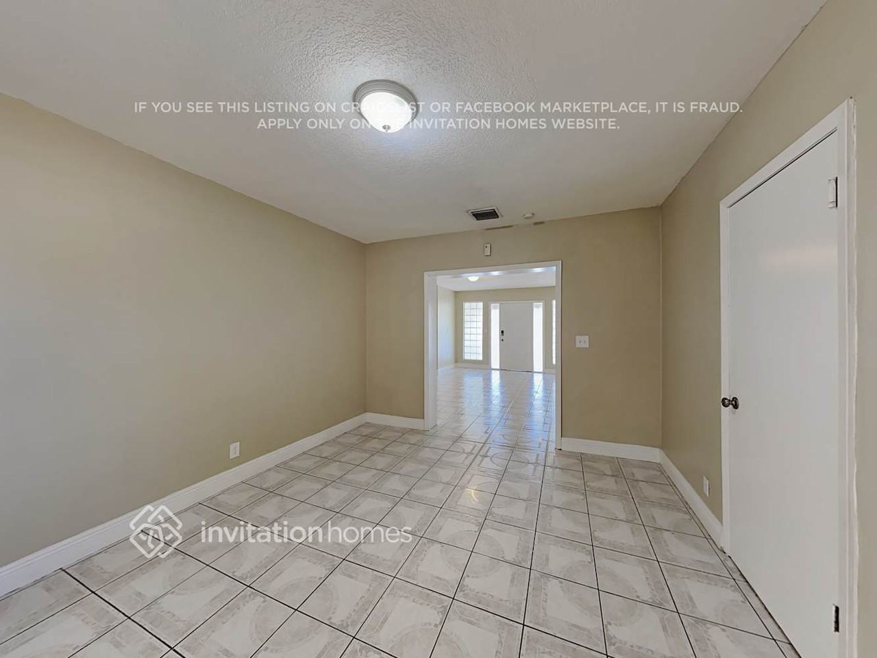 6435 Sw 32nd St - Photo 5 of 19