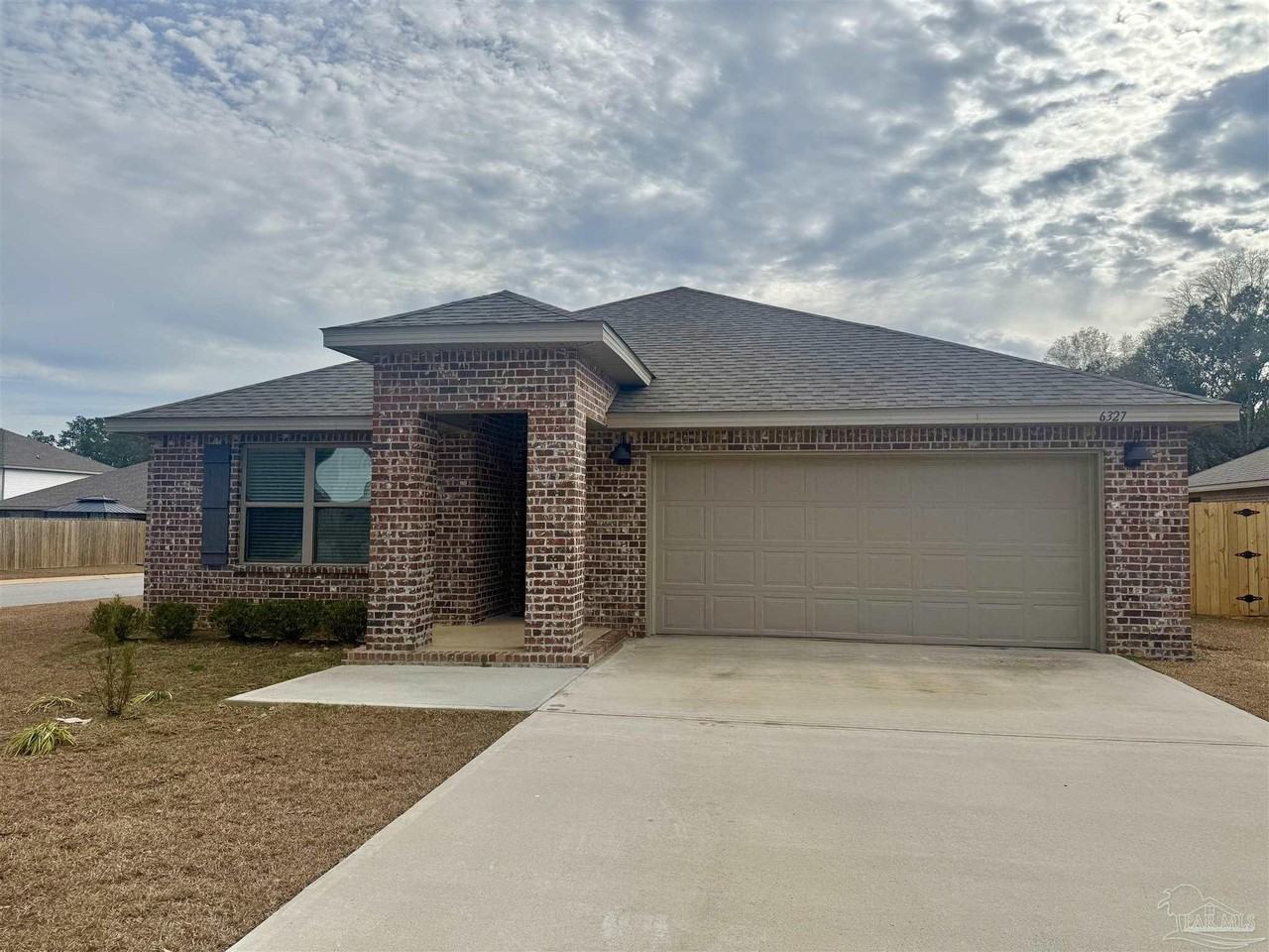 6327 Burrow Ln - Photo 4 of 29