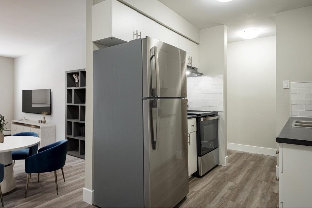 34 Frederick Avenue - Photo 3 of 8