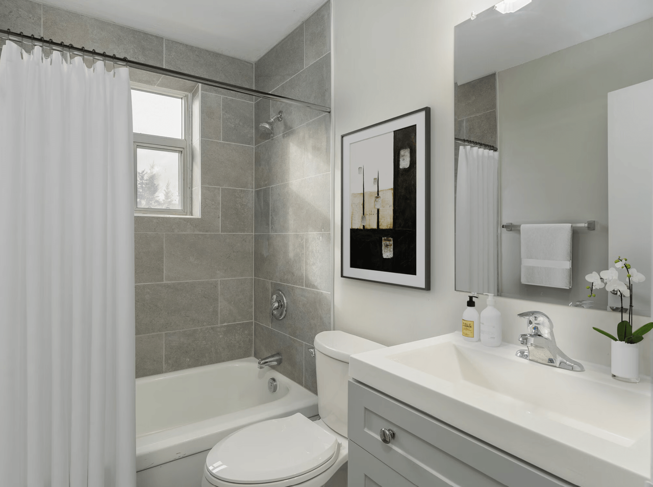 25 Nash Road North - Photo 4 of 8