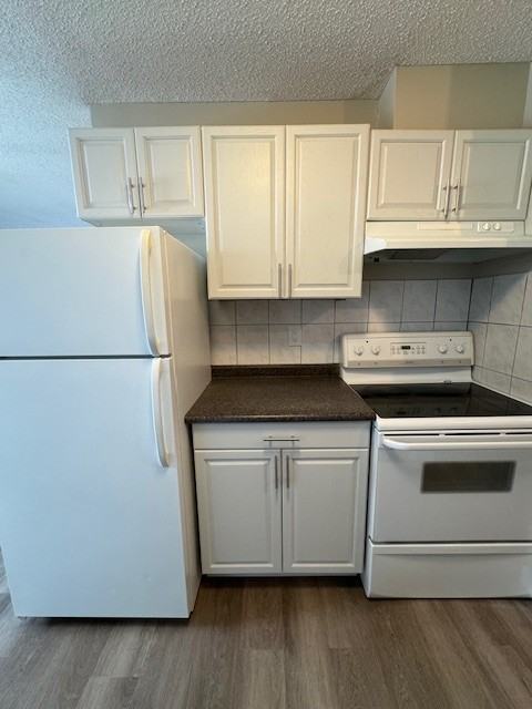 9 Pearson Pl - Photo 3 of 25