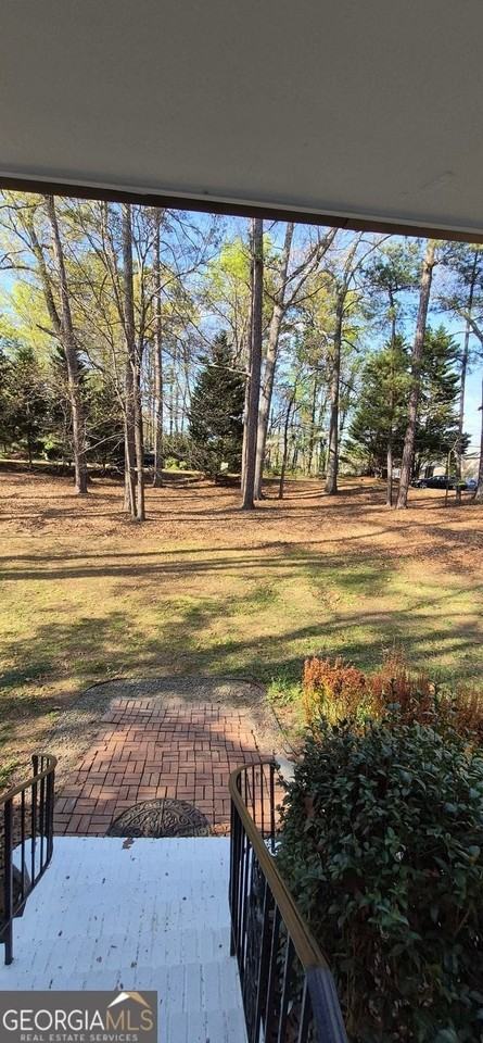 605 Dalrymple Rd - Photo 5 of 22