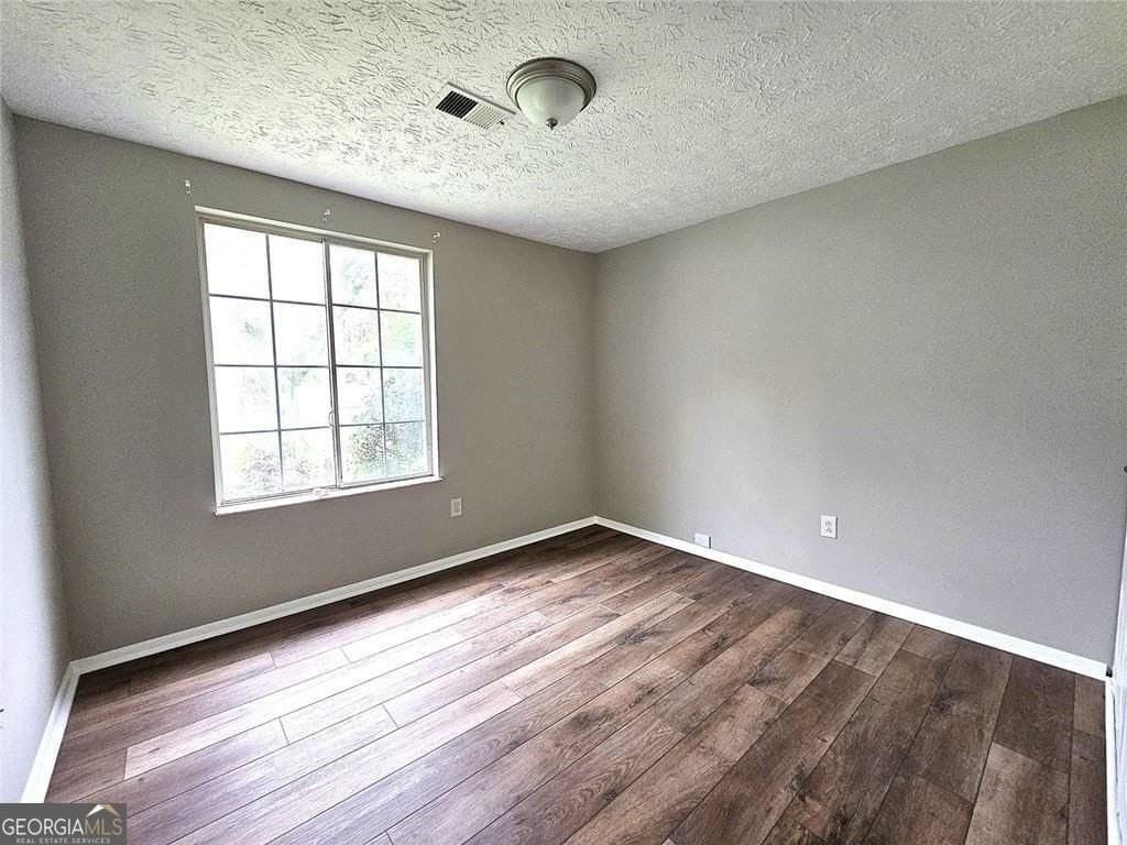 400 Sheringham Ct - Photo 6 of 12