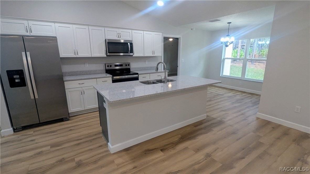 7055 N Neal Ter - Photo 3 of 17