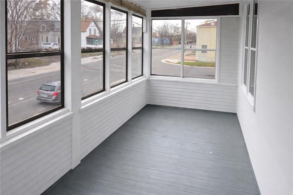 283 Front Ave - Photo 2 of 11