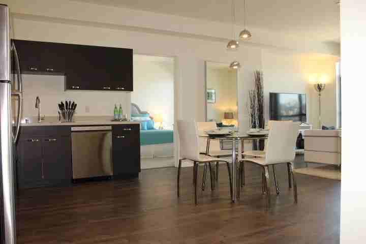 33 Seneca Ave - Photo 3 of 20