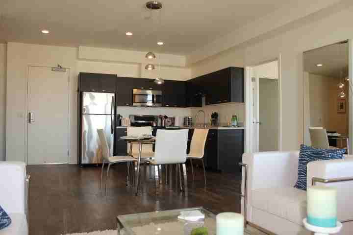 33 Seneca Ave - Photo 5 of 20