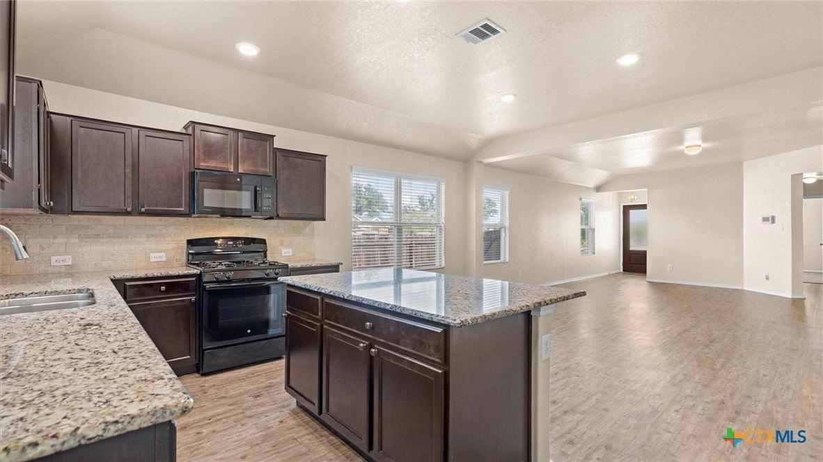 5251 Honeyflower - Photo 6 of 19