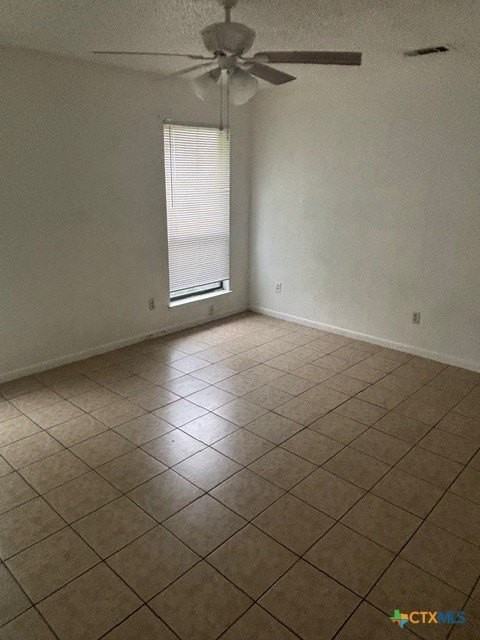 606 Atkinson Ave - Photo 3 of 12