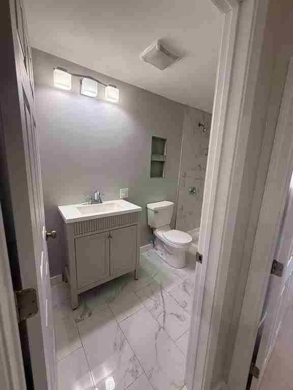 1544 Main St Unit 1 - Photo 3 of 5