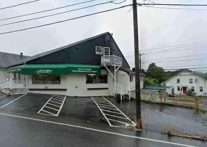 1544 Main St Unit 1 - Photo 5 of 5