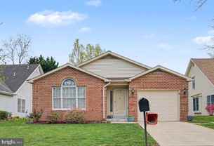 795 Eastern Point Rd - Photo 1 of 1