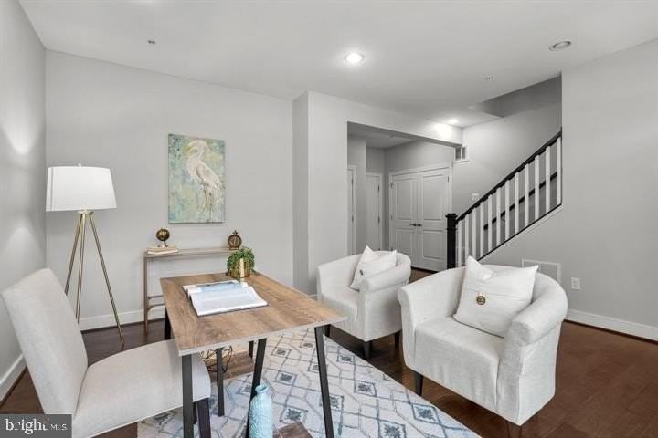 722 Crown Park Ave - Photo 2 of 43