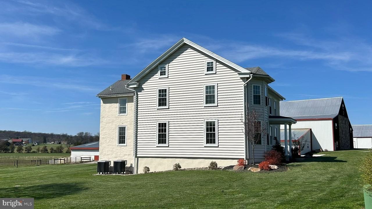 165 Ammon Rd - Photo 5 of 32