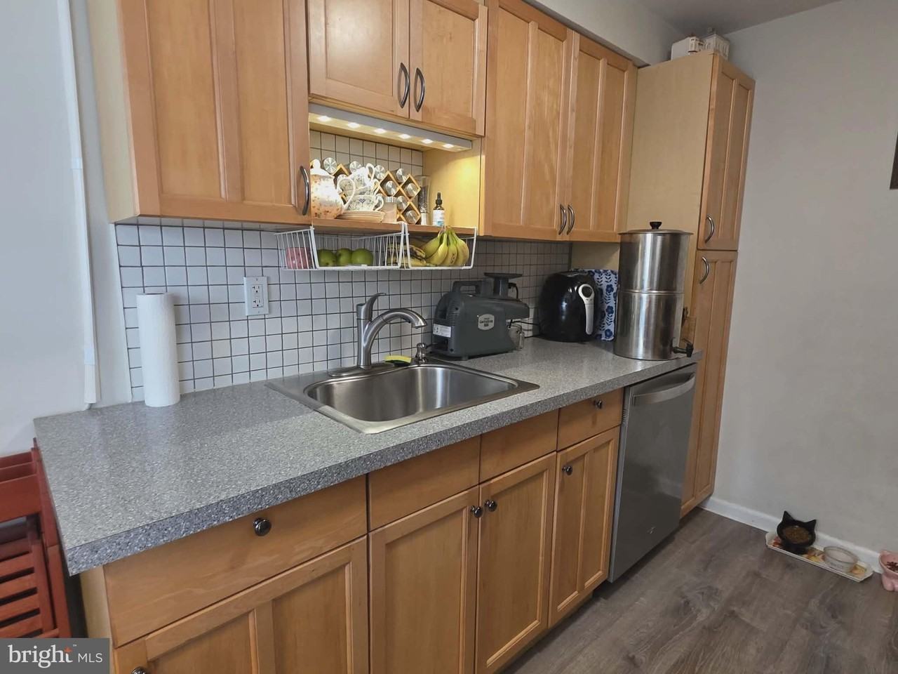 412 N Wayne Ave Apt 109 - Photo 7 of 20