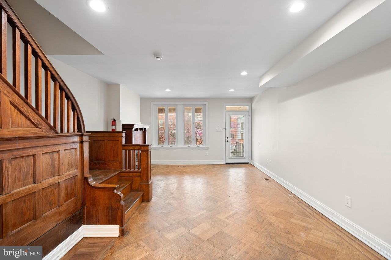 619 S 42nd St - Photo 7 of 30