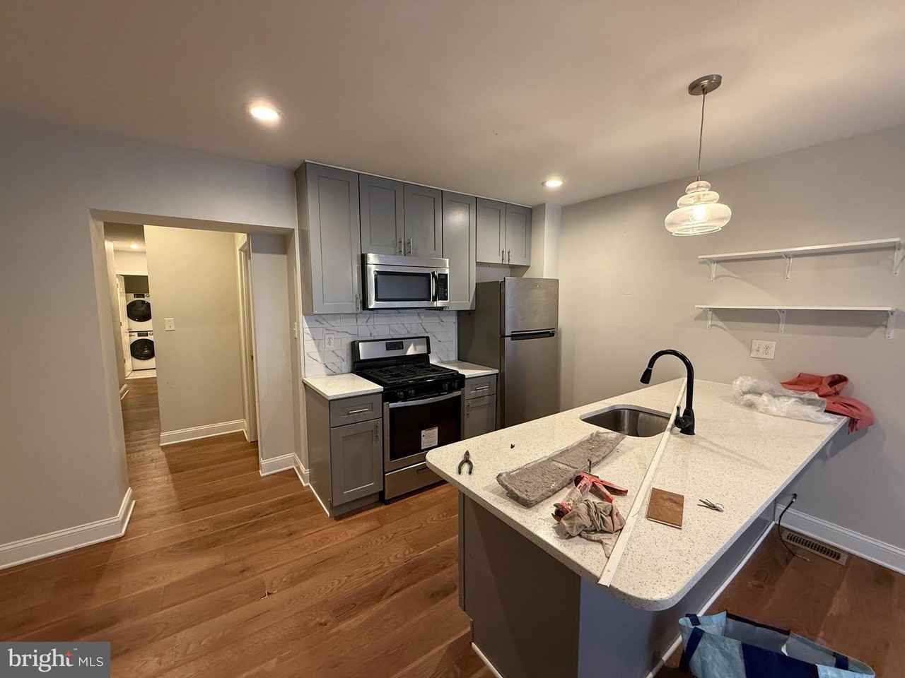 230 S 45th St Apt 1 - Photo 2 of 10