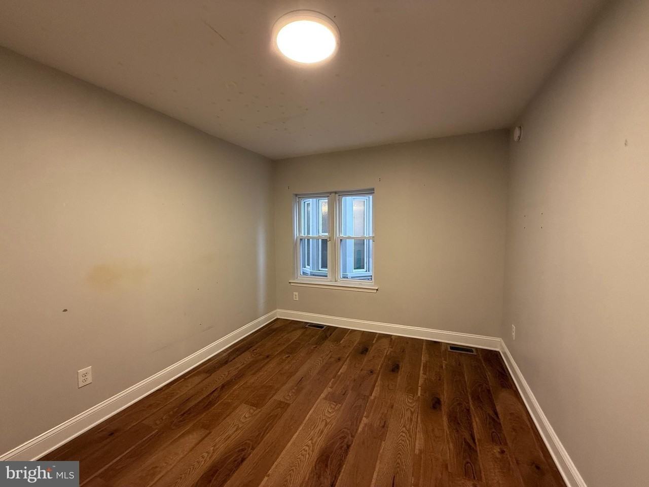 230 S 45th St Apt 1 - Photo 5 of 10