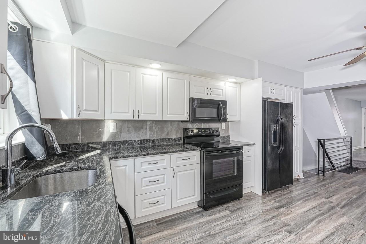 1920 Fitzgerald St - Photo 7 of 25