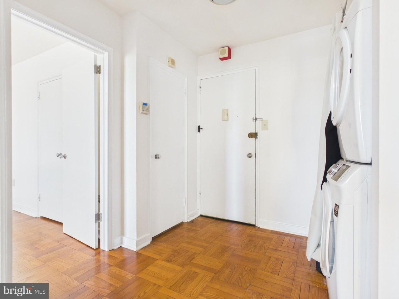 2601 Pennsylvania Ave Apt 842-00 - Photo 5 of 39