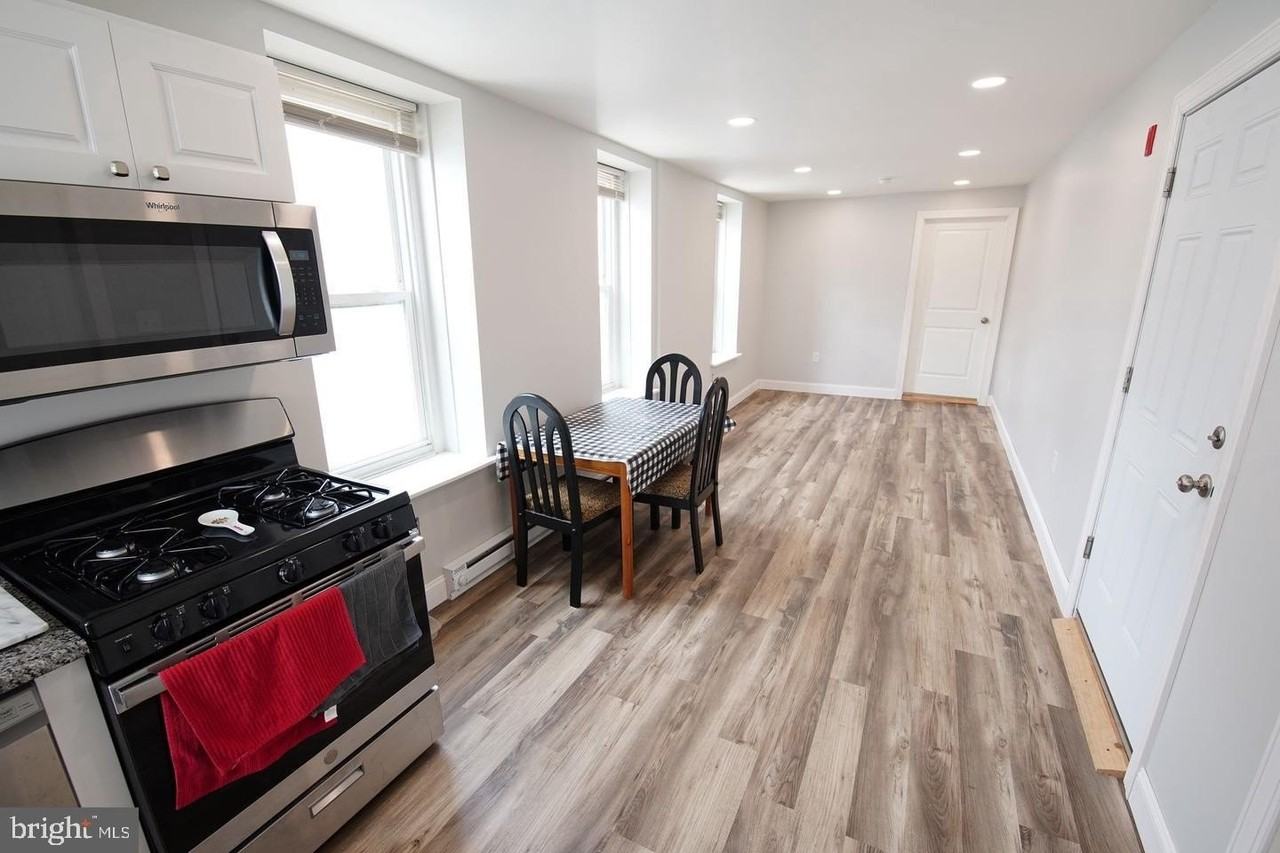 409 Hermitage St #2 - Photo 7 of 13