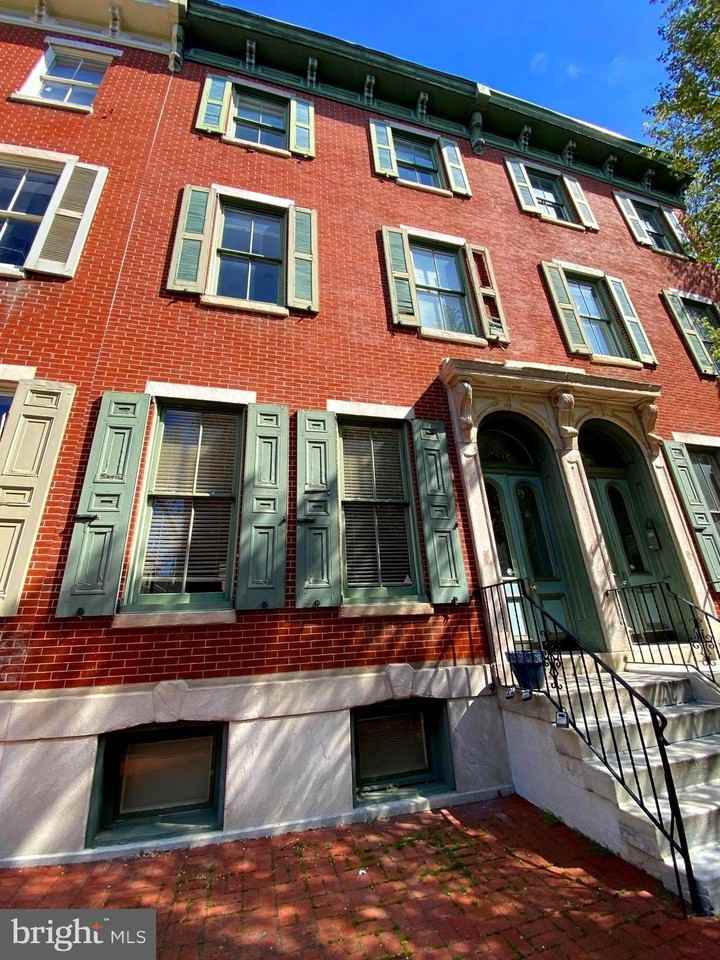 1731 Wallace St Apt 201 - Photo 2 of 26