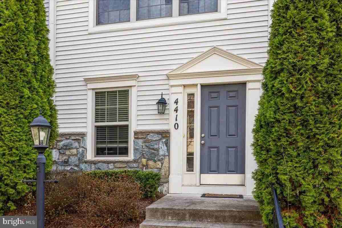 4410 Potomac Highlands Cir - Photo 2 of 30