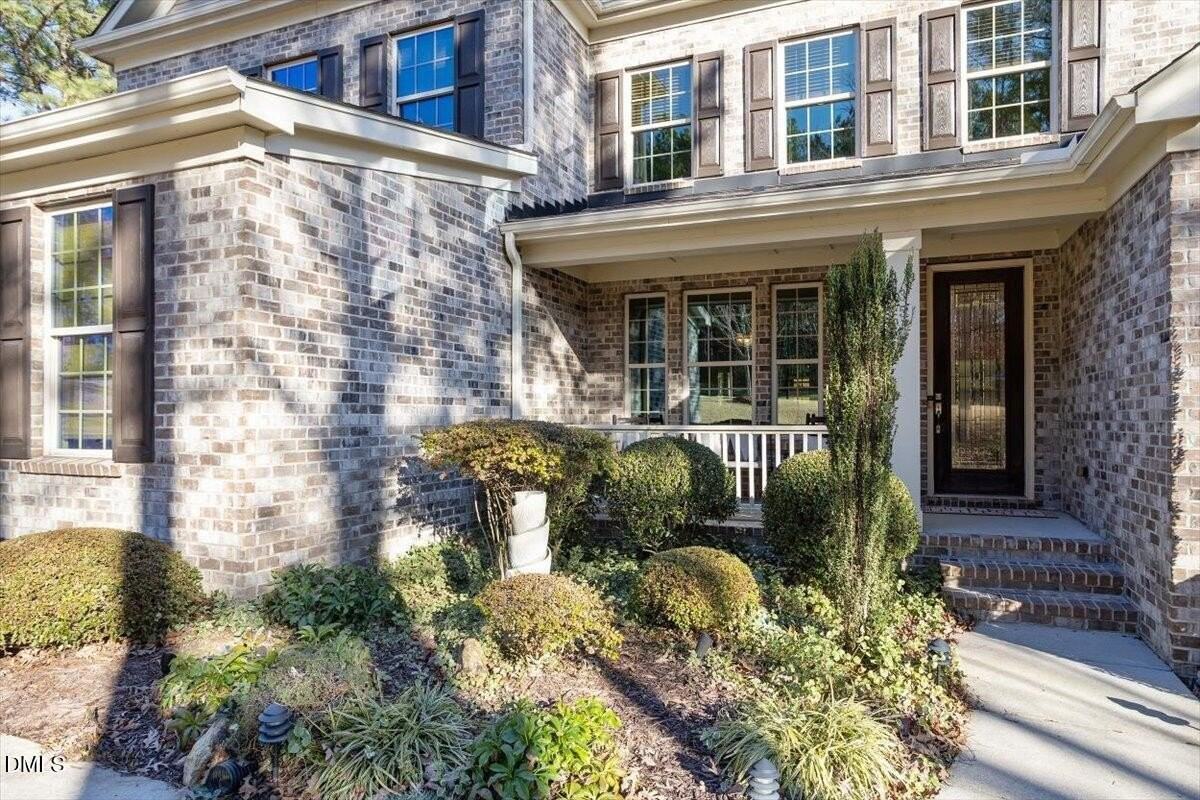 35 Rolling Meadows Ln - Photo 4 of 50