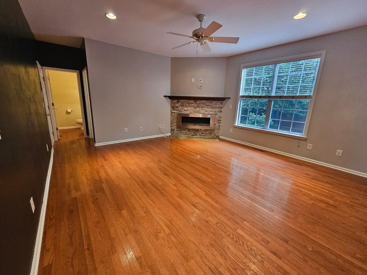 2307 Brasstown Ln - Photo 6 of 31