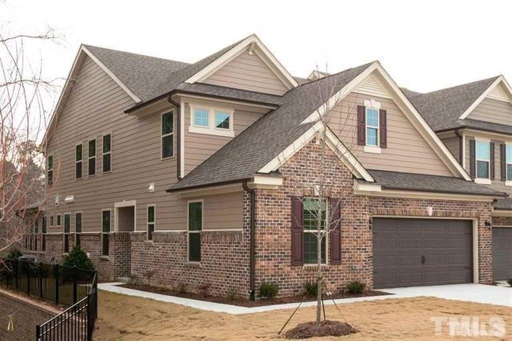 531 Rockcastle Dr - Photo 2 of 25