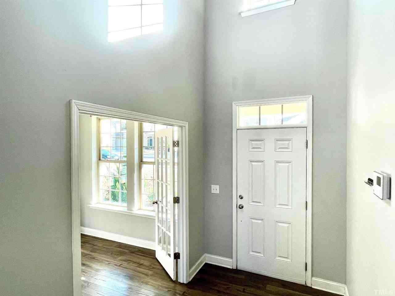 3713 Greenville Loop Rd - Photo 3 of 40