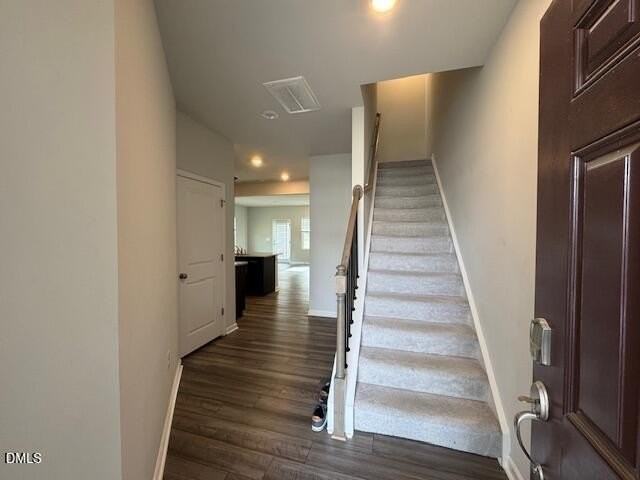 124 Jade Creek Dr - Photo 2 of 26