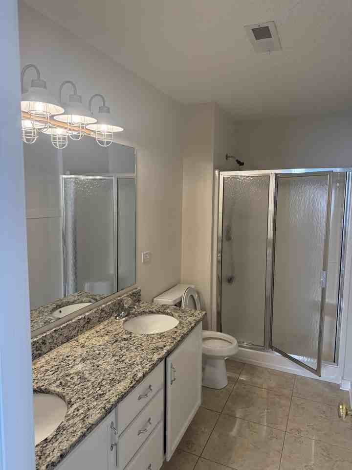 208 West Kilarny Road - Photo 7 of 8