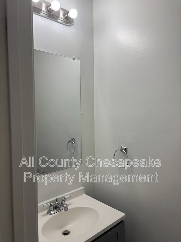 2023 W Lanvale St - Photo 5 of 17