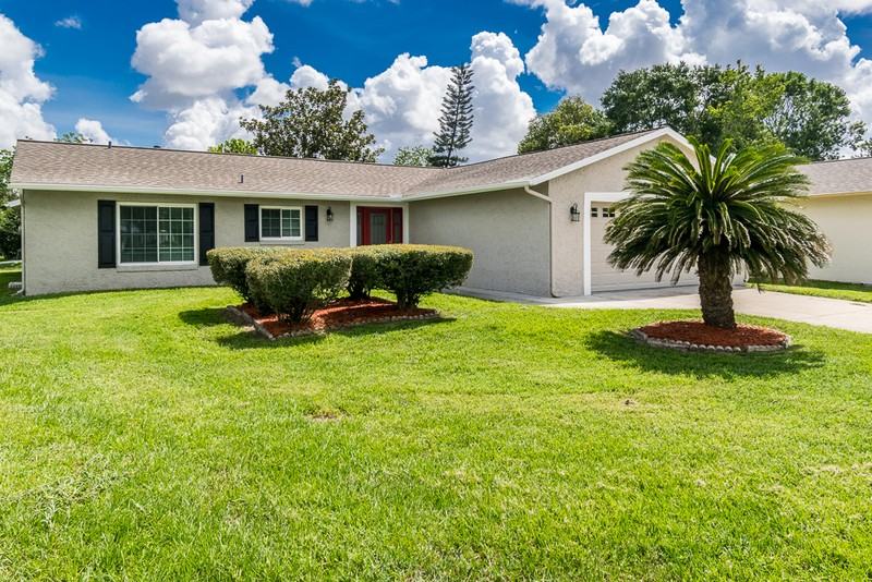 10502 Linger Ln - Photo 2 of 17