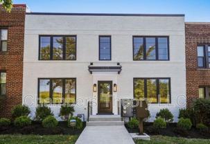 1635 Holbrook St Ne #4 - Photo 1 of 1