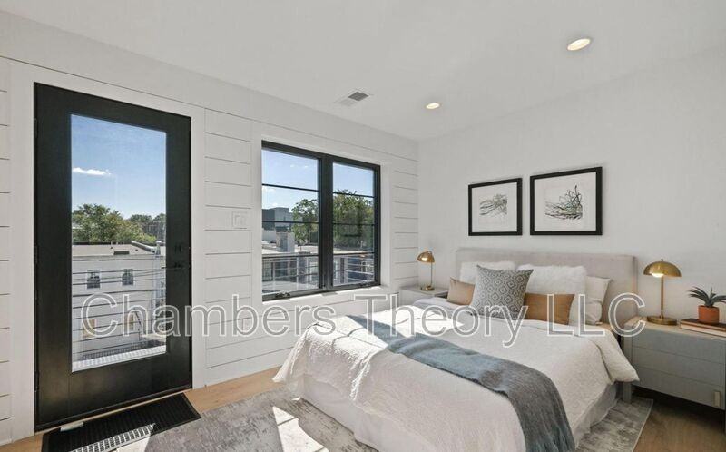 1635 Holbrook St Ne #4 - Photo 2 of 19