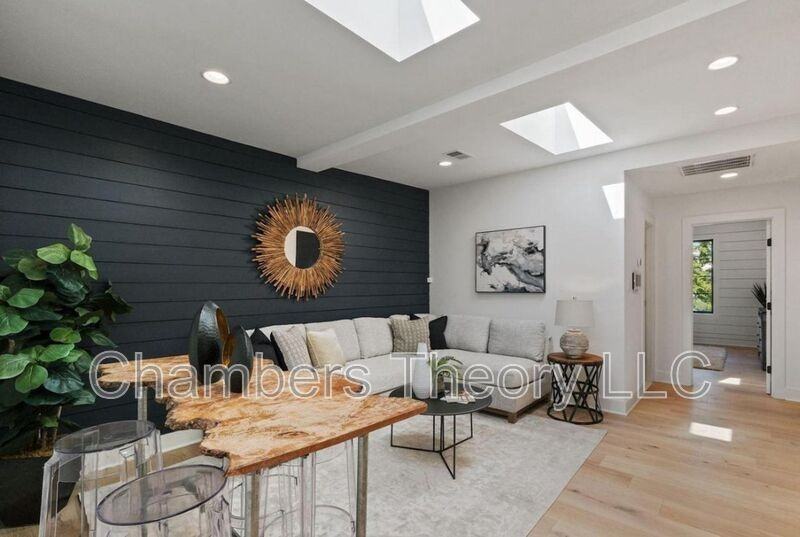 1635 Holbrook St Ne #4 - Photo 7 of 19