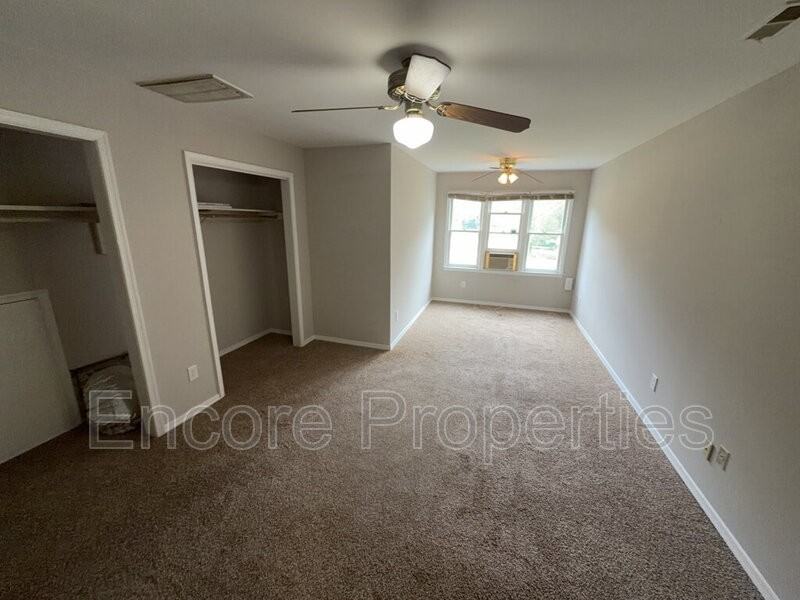 5120 Lundy Dr - Photo 4 of 9