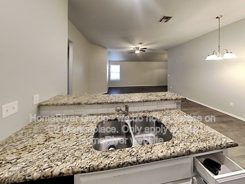 1707 Everglade Ct - Photo 6 of 24