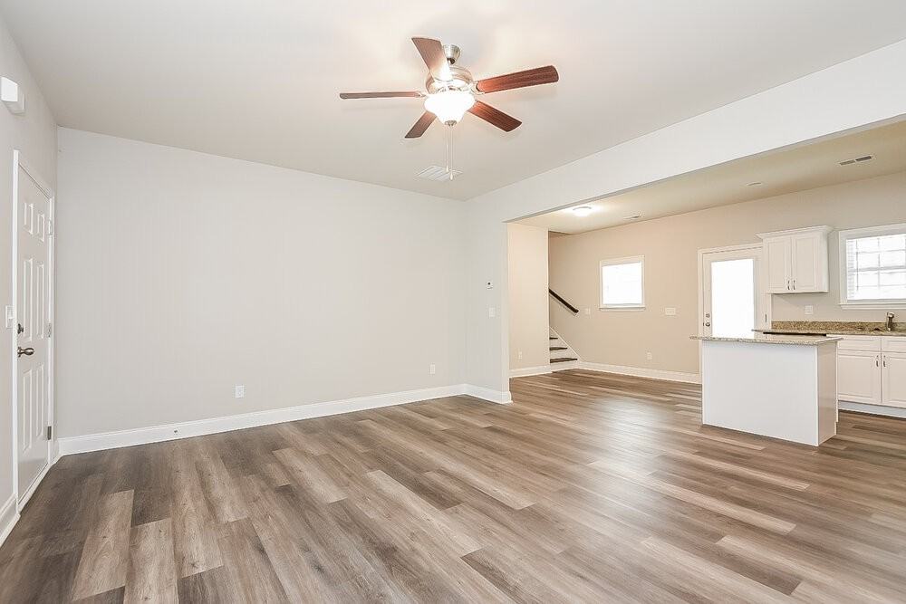 77 Rosemont Ct - Photo 7 of 17