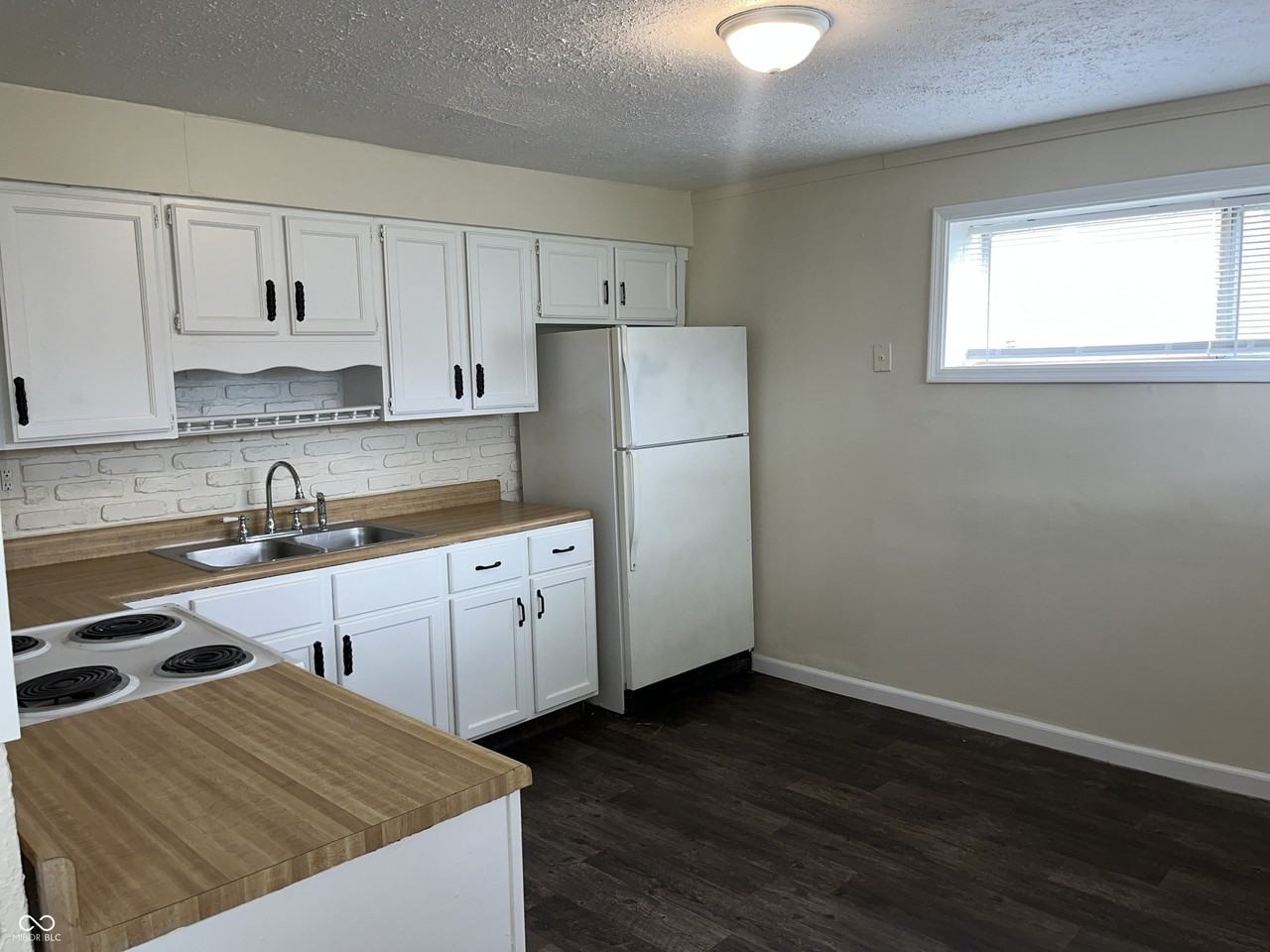 3535 N Brentwood Ave - Photo 7 of 19