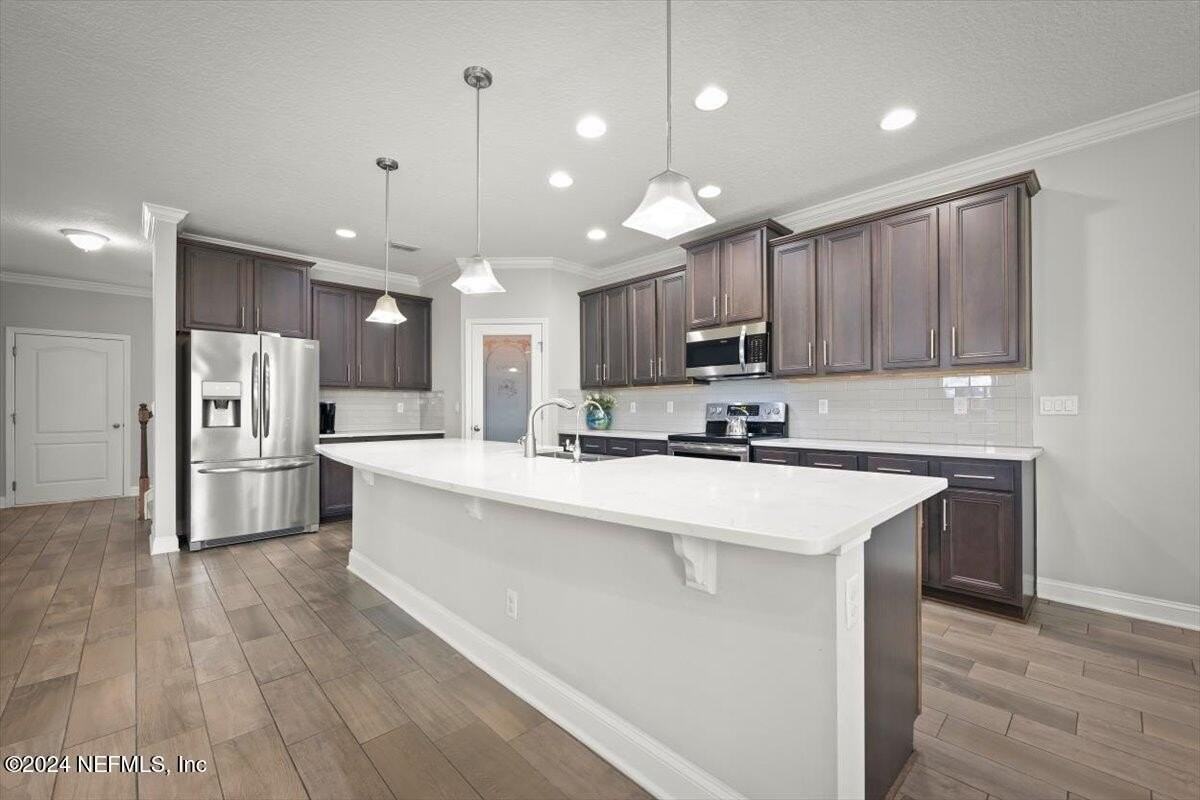 3954 Coastal Cove Cir - Photo 7 of 37