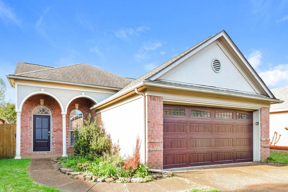 7443 Glennmere Way - Photo 3 of 16