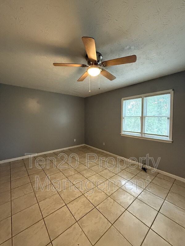 6200 Olde Towne Dr #A - Photo 2 of 17