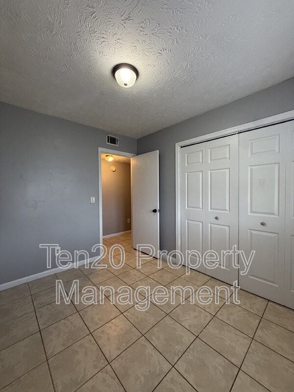 6200 Olde Towne Dr #A - Photo 6 of 17