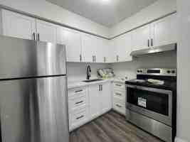 featured image of 987 Mohawk Rd E