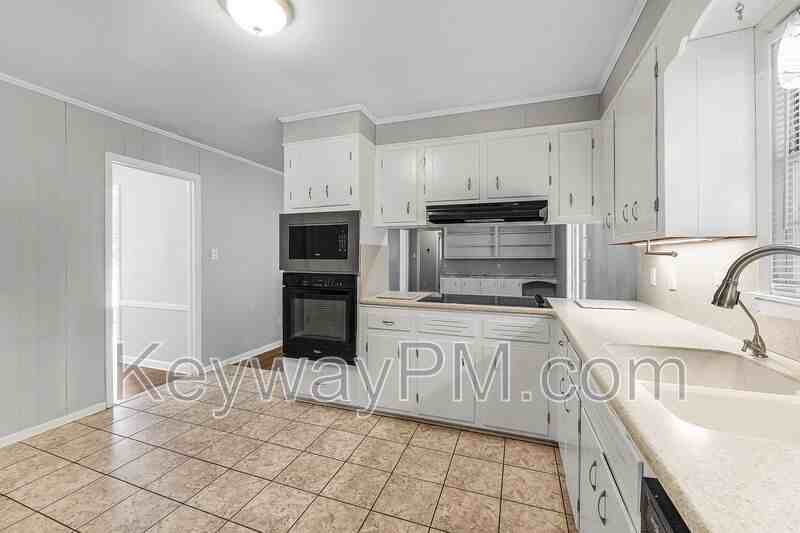 622 Canterbury Dr - Photo 7 of 20