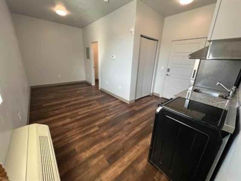 435 S St #2D - Photo 4 of 6